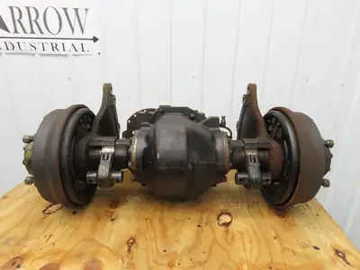 Yale ERC060GHN36TE084 Forklift Dual-Wheel Front Drive Axle 6 Lug Assembly
