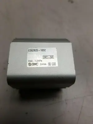SMC PNEUMATIC CYLINDER CDQ2B25-10DZ