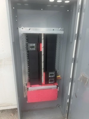 Square D Line Panelboard HC3273WP SCHNEIDER ELECTRIC 80045-098-02