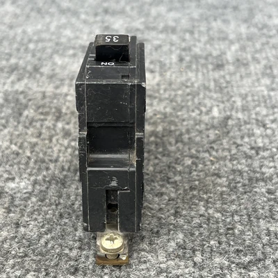 Used GE THQB1135 Circuit Breakers California US | Davliegogo LLC #1705960