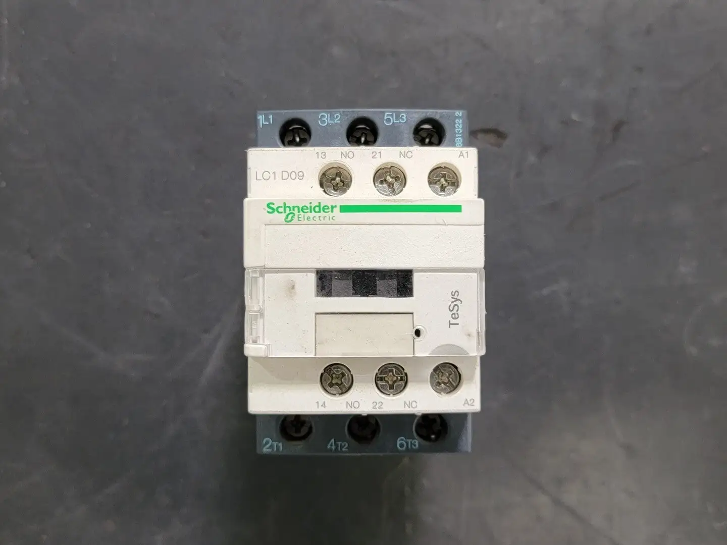 USED SCHNEIDER ELECTRIC LC1D09G7