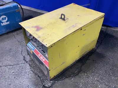 Used HOBART TR300HF Arc Welders Ohio US | HGR 24 #1498612