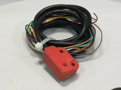 USED IDEM SAFETY SWITCHES 114105