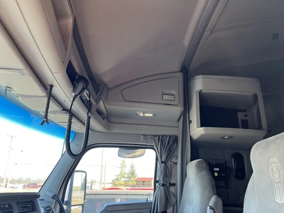 Used 2019 KENWORTH T680 WITH A 14.9L L6 DIESEL ENGINE. Conventional trucks Michigan US | Miedema Asset Management Group #1340423