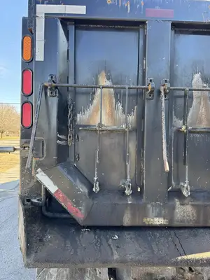 USED 2013 FREIGHTLINER CASCADIA 125