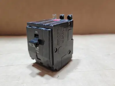 USED SQUARE D QOB320