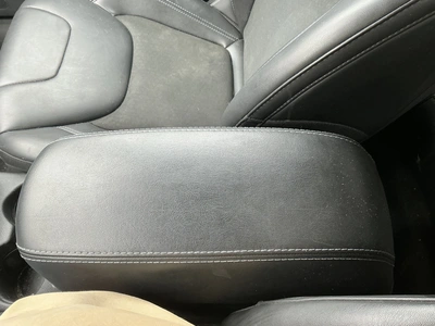 USED 2019 JEEP CHEROKEE