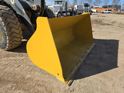 USED 2013 JOHN DEERE 544K