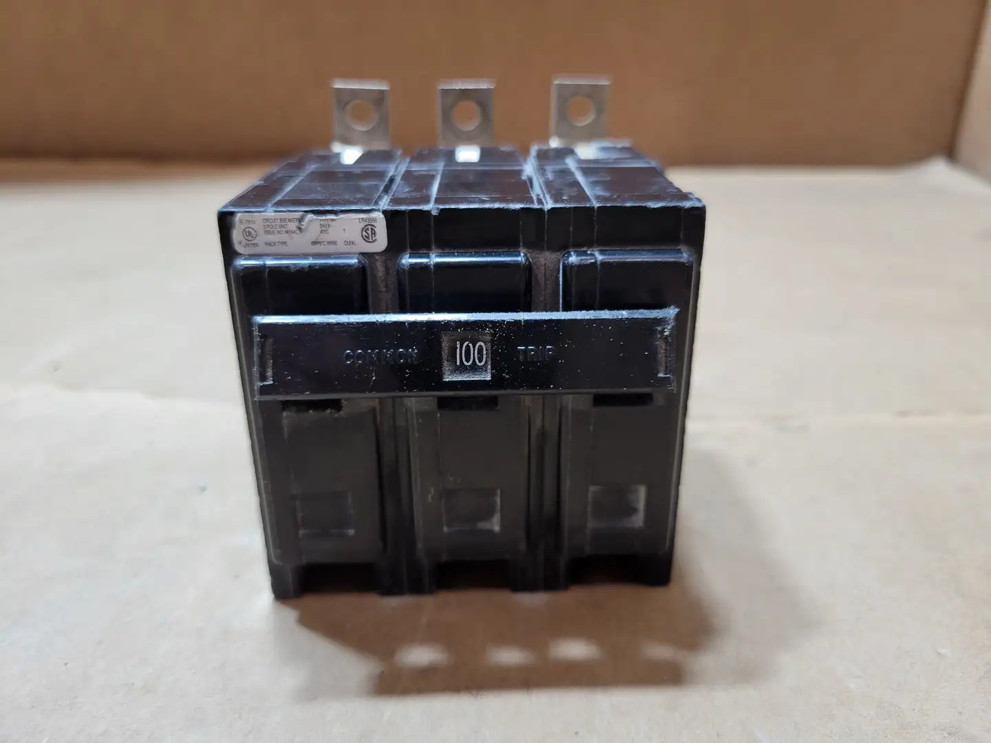 Used EATON BAB3100H Switchgears British Columbia CA | Lenmark #1438395