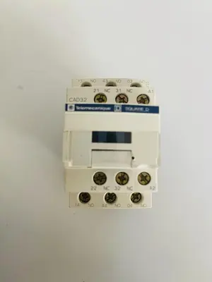 Schneider CAD32G7 Hilfsschütz TeSys- #K-1164