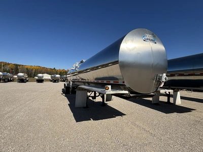 Used 2017 WALKER MILK TANKER TRAILER Liquid Supply Trailers Michigan US | Miedema Asset Management Group #1709518
