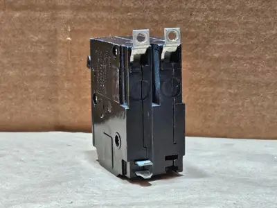 Used SQUARE D QO230 Switchgears British Columbia CA | Lenmark #1438636