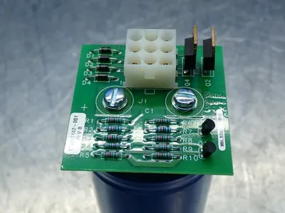 Used NIPPON CHEMICON 11073142001 Capacitors Ohio US | HGR 24 #802144