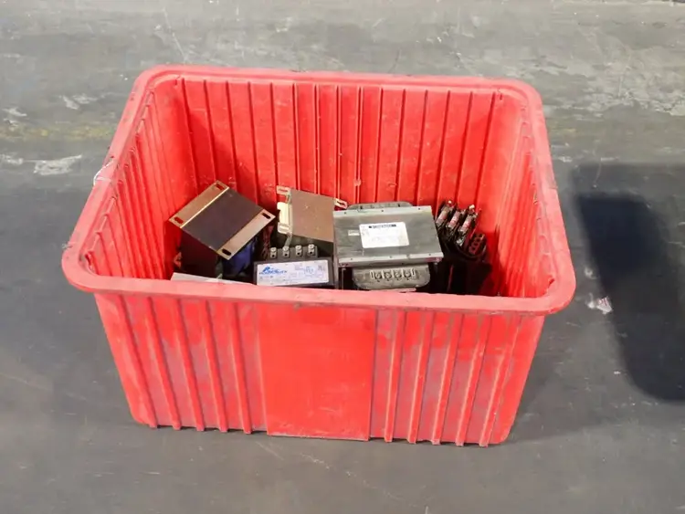 Used GE, SIEMENS, DONGAN _UNKNOWN_ Transformers Ohio US | HGR 24 #835139
