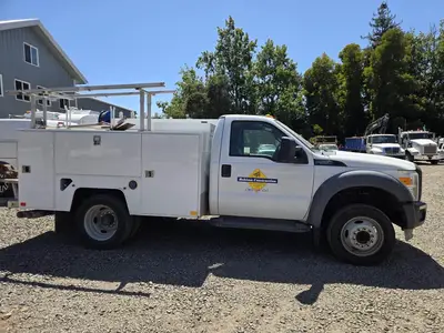 USED 2012 FORD F-550