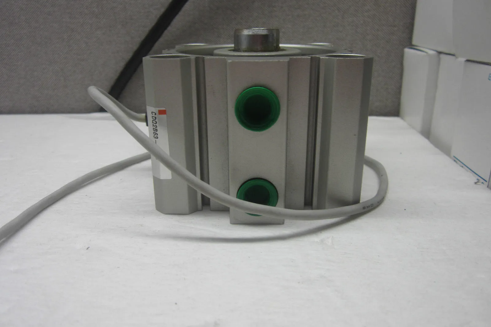 SMC CDQ2B63-10DC COMPACT CYLINDER CDQ2B6310DC