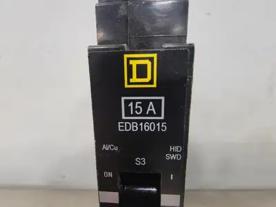 NEW SQUARE D EDB16015
