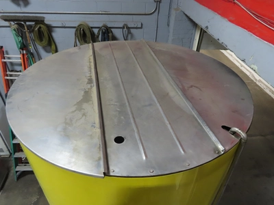 1000 gallon Vertical Stainless Steel Tank