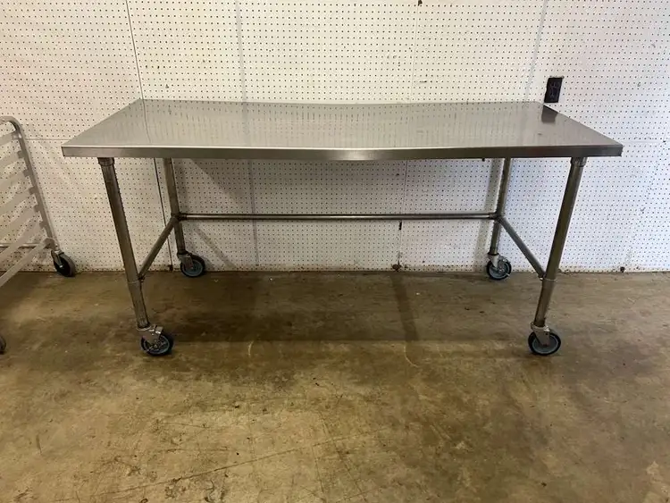 Used Falcon Restaurant Supply Used 72" X 30" Stainless Steel Table with Casters - FG Food Prep Tables Illinois US | Falcon Restaurant Supply #1374935