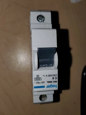 USED Hager MU 006C