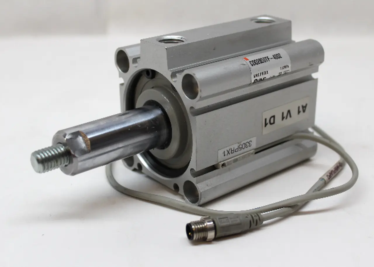 USED SMC CDQ2B50TF-40DZ