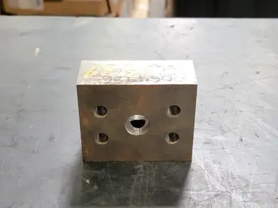 4-Bolt Elbow Block/Tee Block 0064986