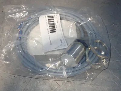 New | in-Stock CARLO GAVAZZI EI3010PPOSS1638 Proximity Sensors Ohio US | HGR 24 #1187082