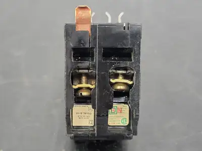 USED SQUARE D QO215