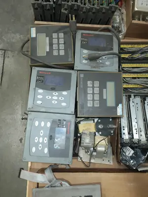 4 PALLETS OF ASSORTED AUTOMATION AND CONTROLS