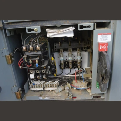 Allen Bradley 8 Bank Center Line 2100 Series MCC Panel