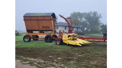 Used NEW HOLLAND FP230 Forage Harvester North Dakota US | Trustworthy Equipment #1403435