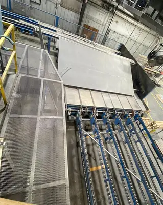 COMBINATION POWER BELT CONVEYORS & CHAIN-DECKS MATERIAL-HANDLING SYSTEM