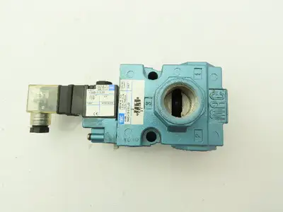 MAC 56C-13-111JD Pneumatic Solenoid 3/2 Spool Valve 120V 1/2" NPT