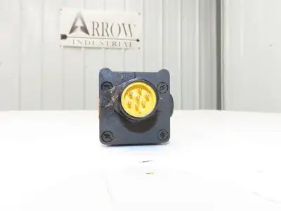 Allen Bradley 440L-T4D0750-N Guardmaster Light Curtain Transmitter *Cracked*