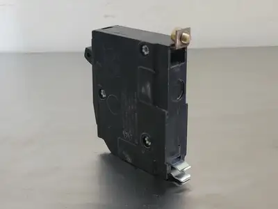 USED SQUARE D QOB130