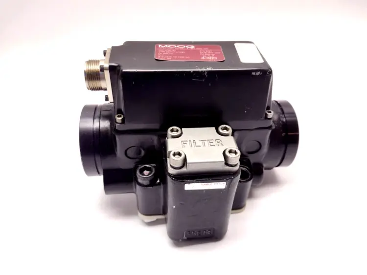 Used MOOG 072-F162 Solenoid Valves Michigan US | Maverick Industrial Sales #1390999