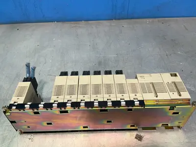 Used OMRON C200HID217 Programmable Logic Controllers Ohio US | HGR 24 #1345256