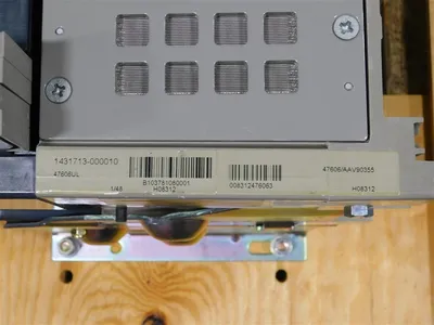 USED SQUARE D NW 20 H