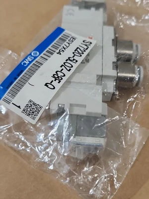 NEW SMC SY7220-5LOZ-C8F-Q