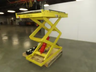 1000LB Scissor Lift Table 64" Travel 38x60" Gravity Roller Conveyor Top 3Ph