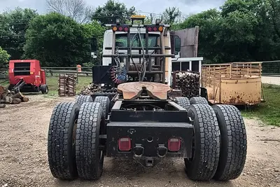 Used 2003 INTERNATIONAL 7600 Tractors & Trailers Texas US | Proxy Equipment #1377727