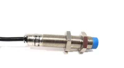 NEW SICK IME12-04NNSZW2S PROXIMITY SENSOR 1040757 IME1204NNSZW2S