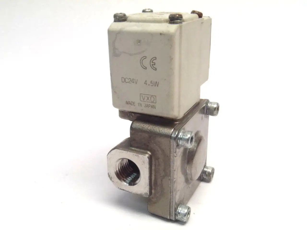 VXD232DZ2AG | SMC  Media Valve 2-Way - Used