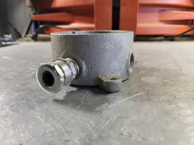 NEW CROUSE-HINDS GRF229