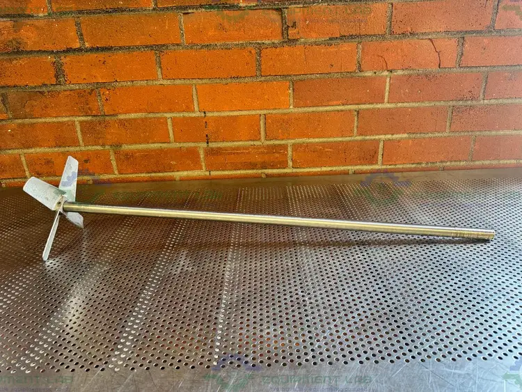 Used 39" STAINLESS STEEL MIXING SHAFT  1" DIAMETER W/  8" IMPELLER Agitator Shaft California US | Equipment Lab #1415102