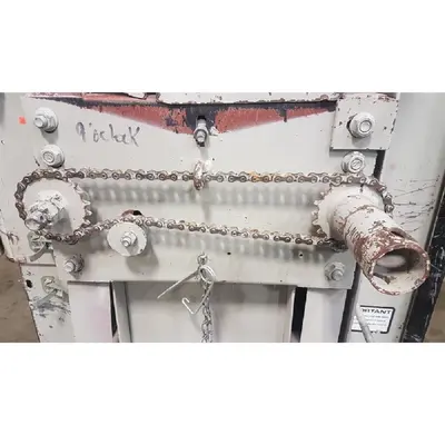 Automatic Equipment MFG. Co. CSU-500 Roller Mill