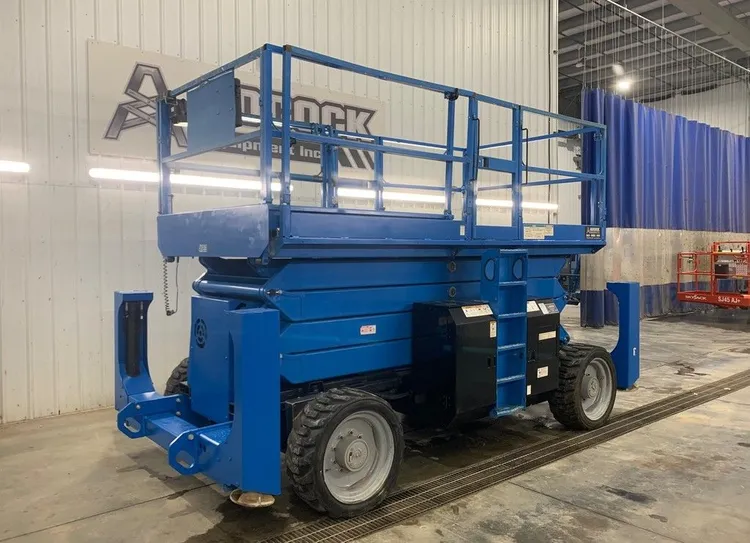 Used 2014 GENIE GS-4390RT ROUGH TERRAIN SCISSOR LIFT Scissor Lifters Alberta CA | Adcock Equipment #1418030
