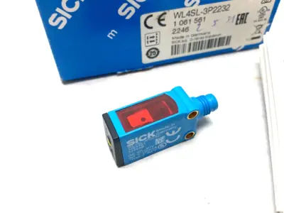USED SICK PHOTOELECTRIC RETRO-REFLECTIVE SENSOR 1061561