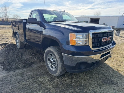 USED 2011 GMC 2500 HD