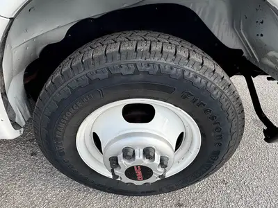 Used 2019 GMC SAVANA CUTAWAY Box trucks Florida US | Truck and Van Outlet #1509156
